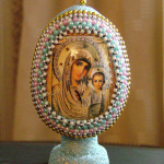 Яйцо с изображением Казанской Божьей Матери, бисероплетение пасхальные яйца
