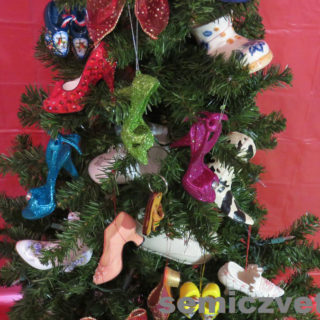 Новогодние башмачки и туфельки. Коллекция сувенирных башмачков и туфелек
