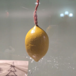Ёлочная игрушка «Лимон» из прессованной ваты