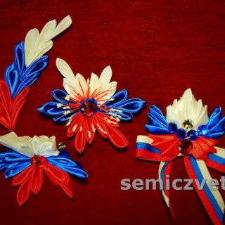 День России. Канзаши своими руками в цветах российского флага