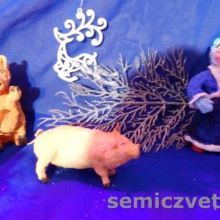 Игрушки из ваты: Свинки и Девочка